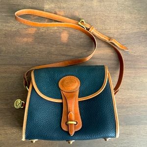 Vintage Dooney & Bourke leather handbag